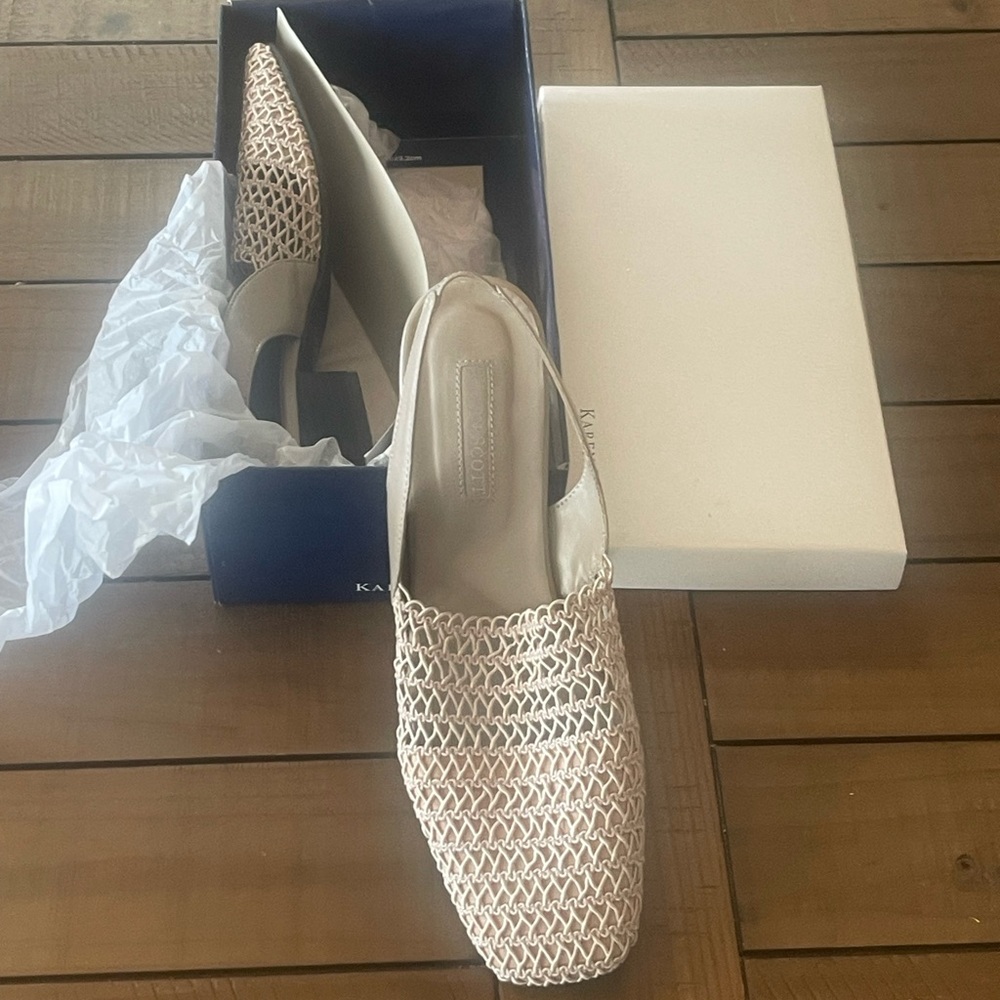 Karen Scott Cream Woven Flats